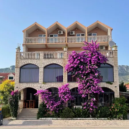 Apartment Angolo