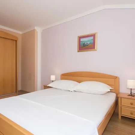 Apartment Angolo *